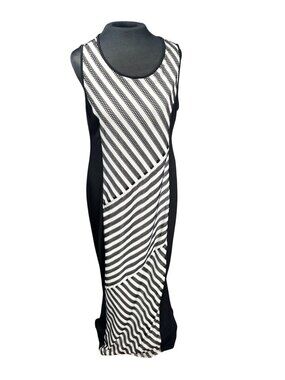 Chicos Black & White Sleeveless Geometric Print Maxi Dress Womens Size 1